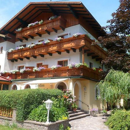 Pension Gruenauhof Grünau im Almtal Exterior foto